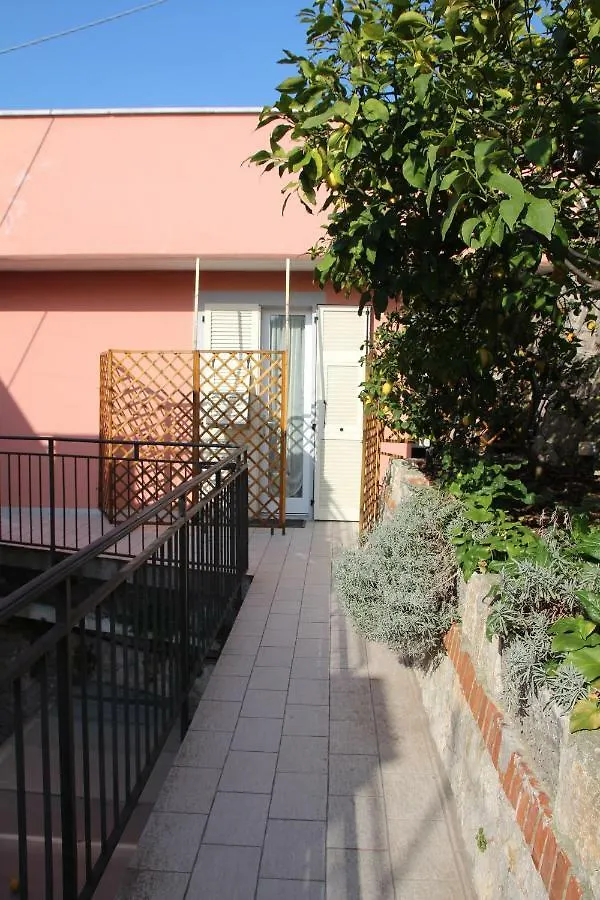 Casa Dei Limoni Villa Lerici Italy